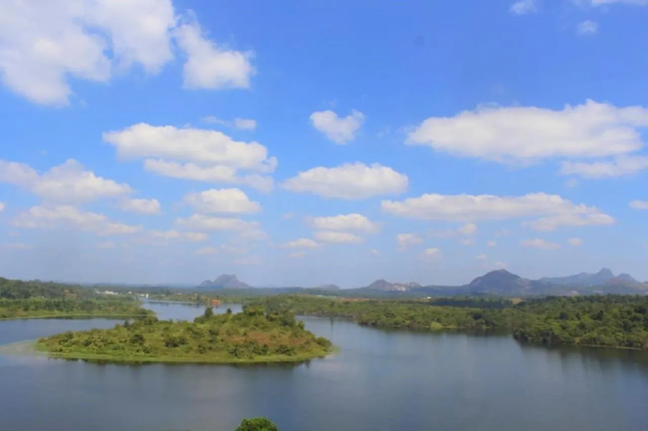 Casa Lake View Resort Wayanad Meppādi